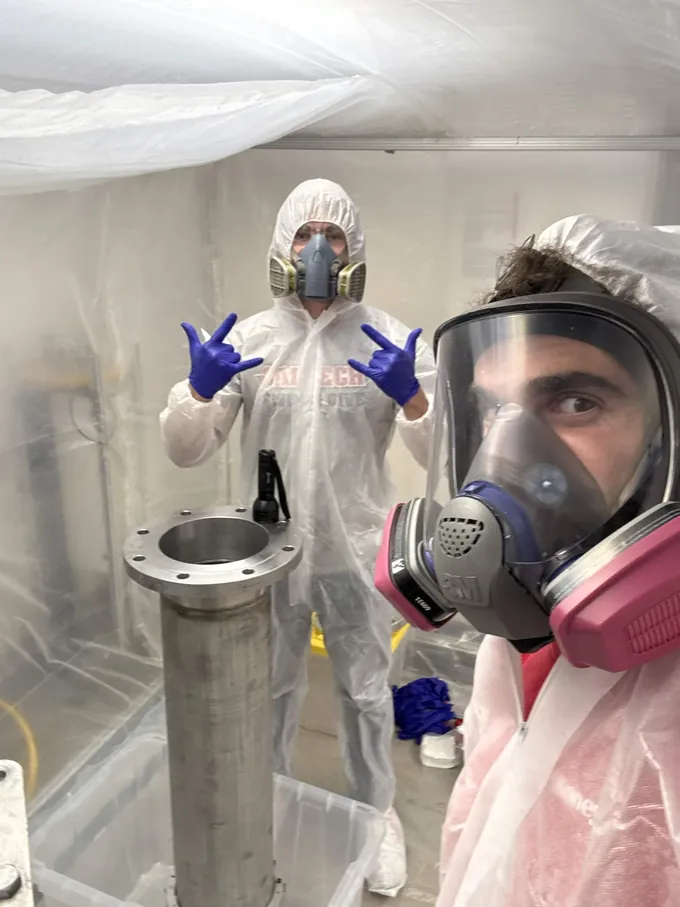 PARSEC members cleaning propellant tanks for liquid-oxygen service